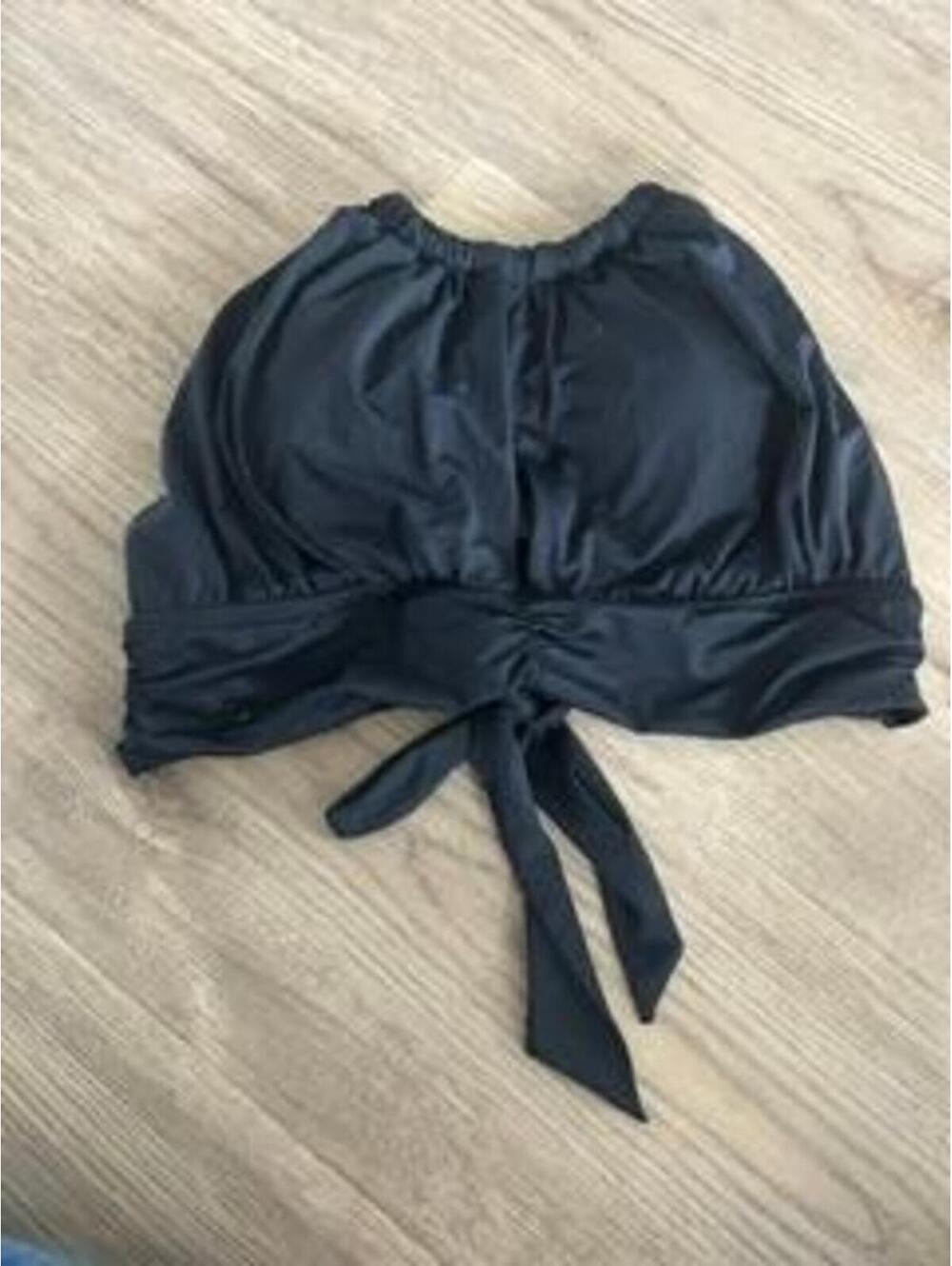 La Blanca Womens Halter Bikini Top Black Size 10 Keyhole Back Tie Swimwear